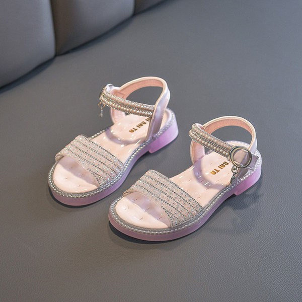 Bērnu sandales ar pērļu un sprādzes rotājumu