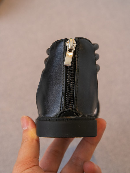 Модерни детски сандали от изкуствена кожа с камъни за момичета