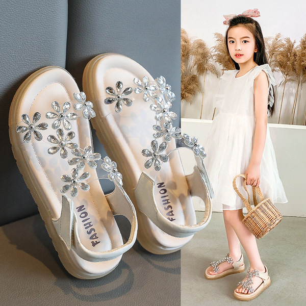 Детски сандали с камъни в два цвята