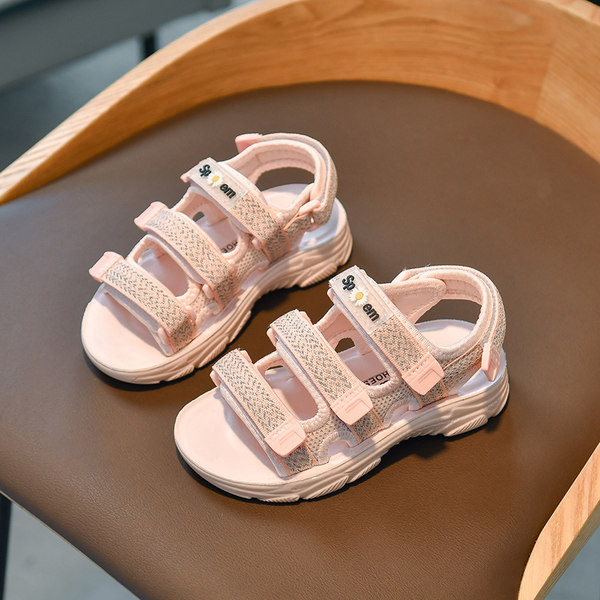 Ежедневни детски сандали с  лепенки и равна  подметка