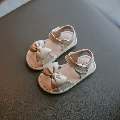 Детски заоблени сандали от еко кожа с панделка и велкро лепенки