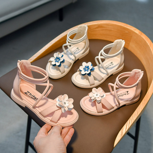 Кожени сандали с 3D цвете и цип