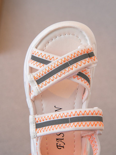 Ежедневни детски сандали с равна подметка за момичета - два цвята