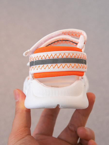 Ежедневни детски сандали с равна подметка за момичета - два цвята