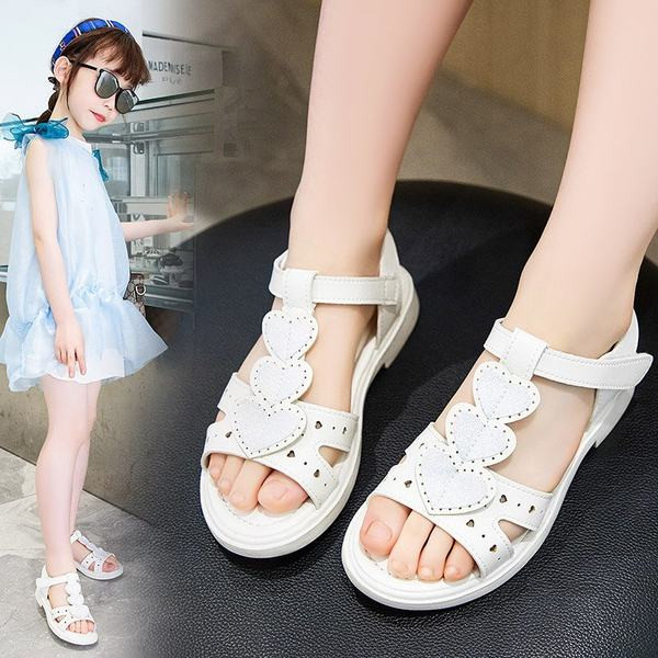 Детски сандали за момичета от еко кожа с 3D декорация 