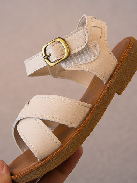 Нов модел детски сандали от изкуствена кожа -за момичета