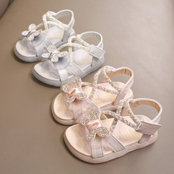 Детски сандали с декорация перли и лепенка