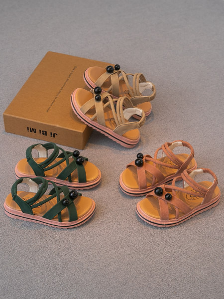 Ежедневни сандали за момичета с равна подметка в няколко цвята