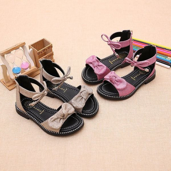 Детски сандали подходящи за момичета с панделки