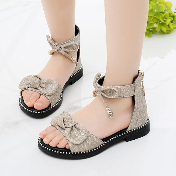 Детски сандали подходящи за момичета с панделки