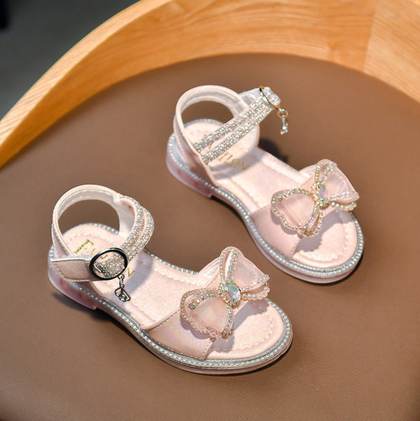 Детски сандали за момичета с камъни и панделка
