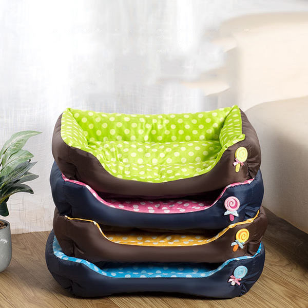 Lova su siuvinėjimu-tinka šunims