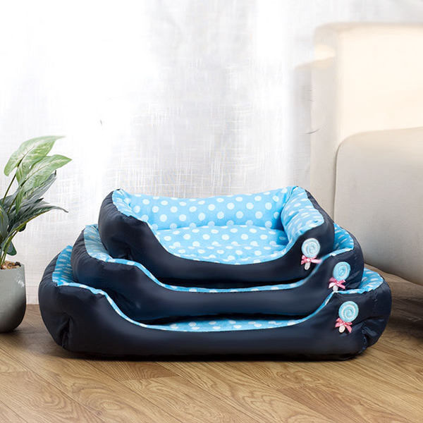 Lova su siuvinėjimu-tinka šunims