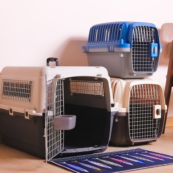 Клетка за пътуване за котки и кучета 