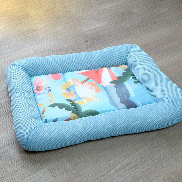 Легло за котки с цветна апликация