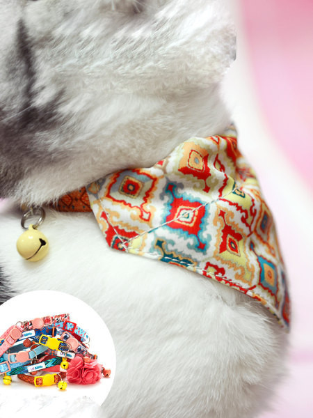 Σαλιάρα με εφαρμογή για γάτες