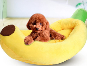 Βελούδινο κρεβάτι σε σχήμα μπανάνας για σκύλους
