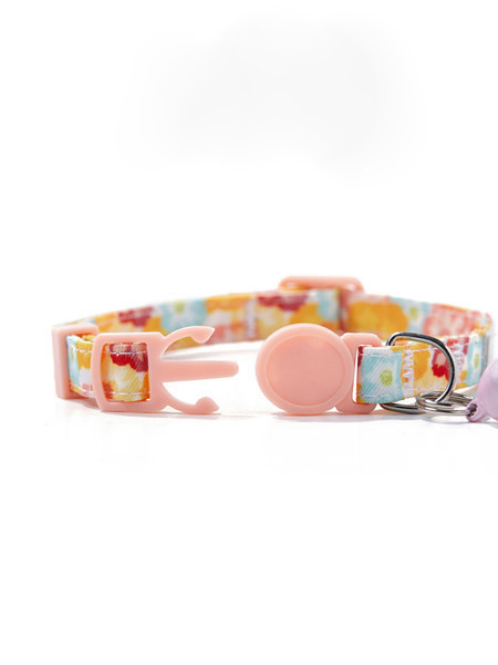 Reguliuojamas antkaklis su varpeliu katėms