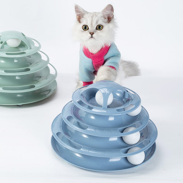 Mänguasi kassidele-pallidega