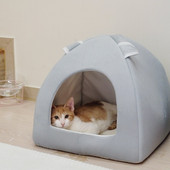 Cat house με τρισδιάστατο στοιχείο