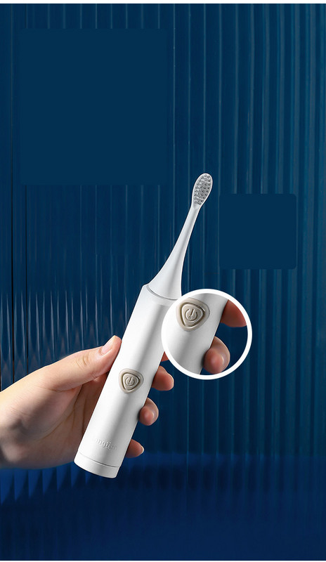 Elektriskā zobu birste ar 4 maināmiem uzgaļiem