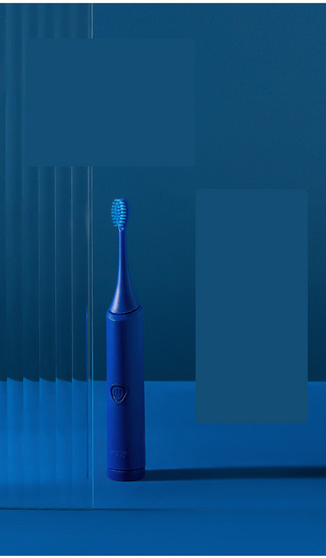 Elektriskā zobu birste ar 4 maināmiem uzgaļiem