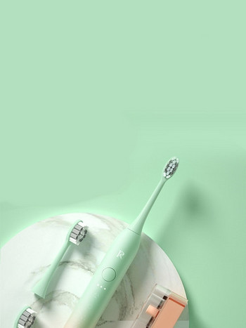 Електрическа четка за зъби с мек косъм