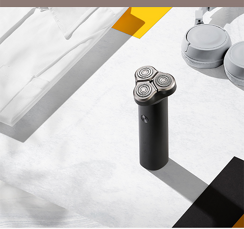 Αδιάβροχο ηλεκτρικό ξυράφι με τρεις κεφαλές