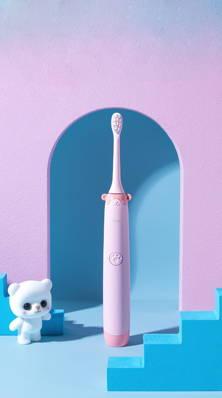 Elektriskā zobu birste trīs krāsās