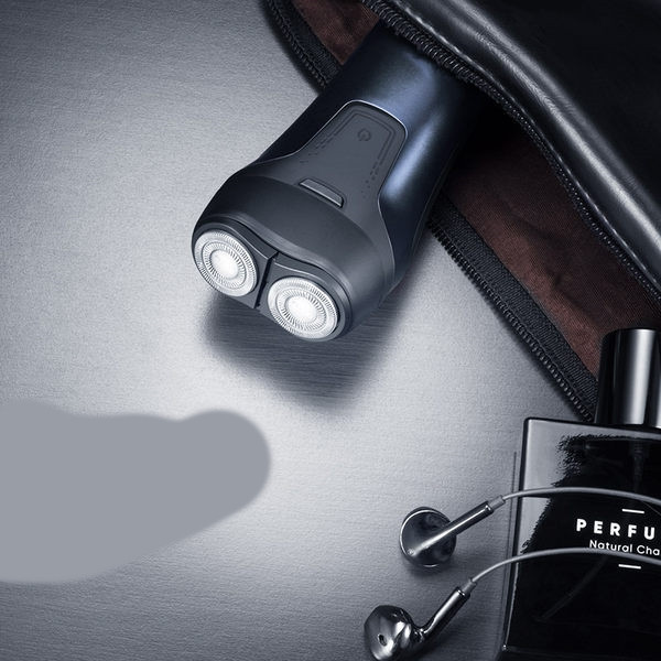 Elektriskais skuveklis ķermenim