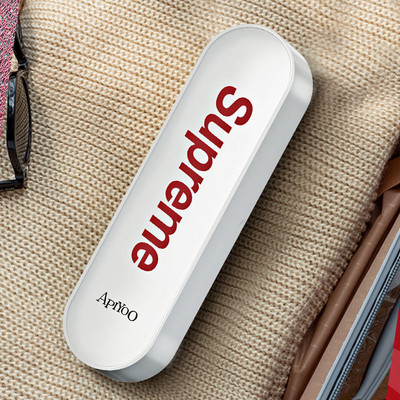 Trijų spalvų elektrinis dantų šepetėlis su dėžute