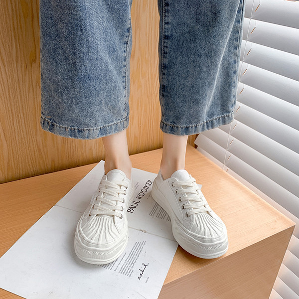 Sieviešu audekla kedas ar raupju zoli trīs krāsās