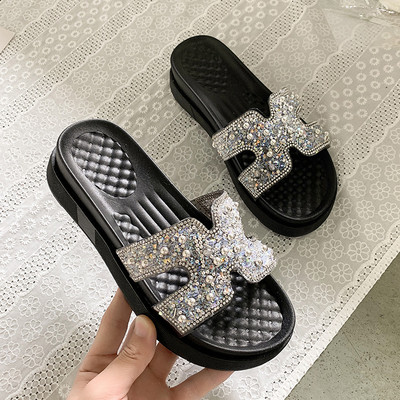 Jauna modeļa vasaras čības ar silikona lencēm