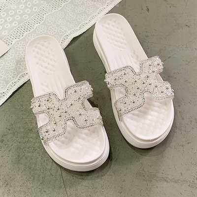 Jauna modeļa vasaras čības ar silikona lencēm