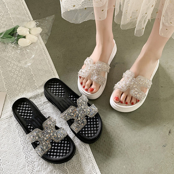 Jauna modeļa vasaras čības ar silikona lencēm