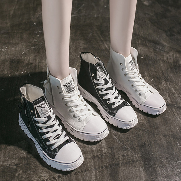 Νέο μοντέλο γυναικεία αθλητικά  υφασμάτων πάνινα παπούτσια σε λευκό και μαύρο χρώμα