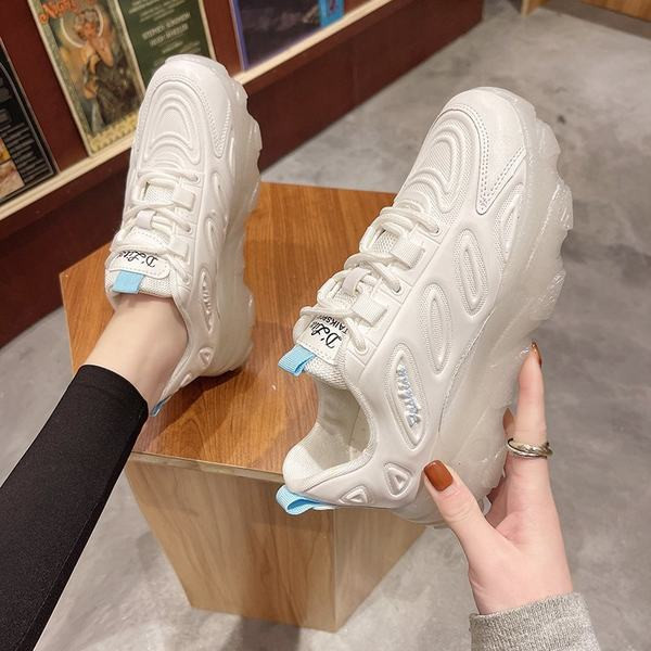 Sieviešu kedas ar mežģīnēm divās krāsās un silikona zoli