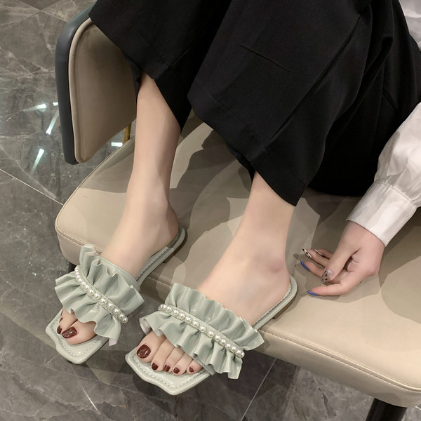 Modernas sieviešu čības no eko ādas ar pērlēm trīs krāsās