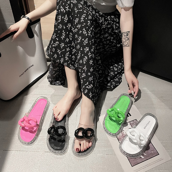 Jauns silikona čību modelis ar dekorāciju