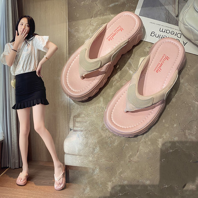 Ikdienas sieviešu čības starp pirkstiem un 5 cm zoli