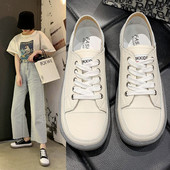 Sieviešu kedas ar mežģīnēm piemērotas vasarai