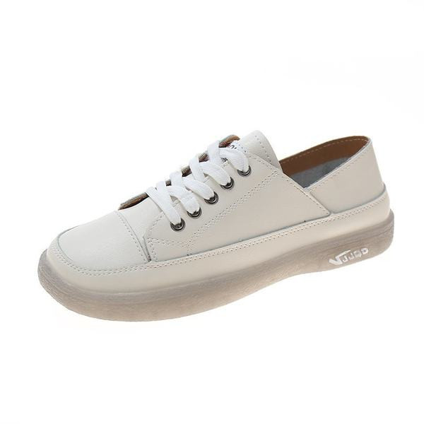 Sieviešu kedas ar mežģīnēm piemērotas vasarai