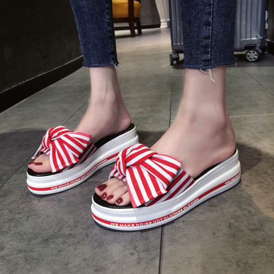 Παντόφλες casual γυναικείες με πλατφόρμα 5 cm και ριγέ κορδέλα