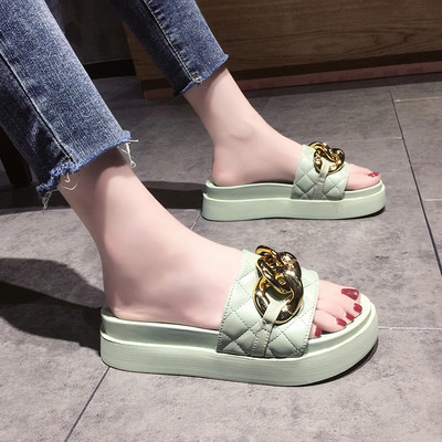 Papuci casual de dama cu curea de piele si lant metalic