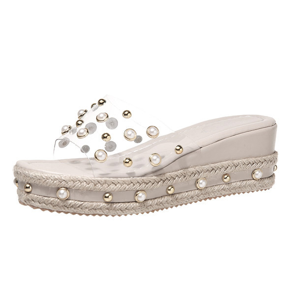 Sieviešu čības ar 6,5 cm platformu un pērļu rotājumu