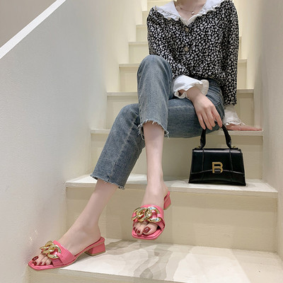 Jauns sieviešu čību modelis ar metāla apdari vairākās krāsās