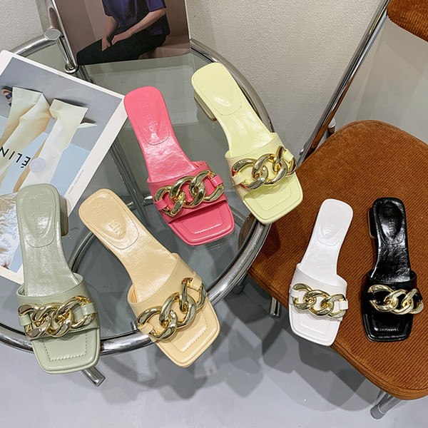 Jauns sieviešu čību modelis ar metāla apdari vairākās krāsās