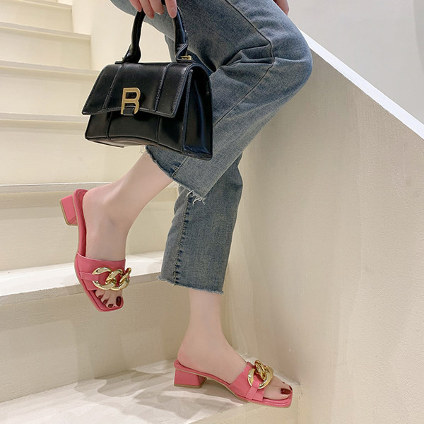 Jauns sieviešu čību modelis ar metāla apdari vairākās krāsās