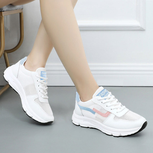 Γυναικεία αθλητικά  παπούτσια με δίχτυα και κορδόνια σε δύο χρώματα