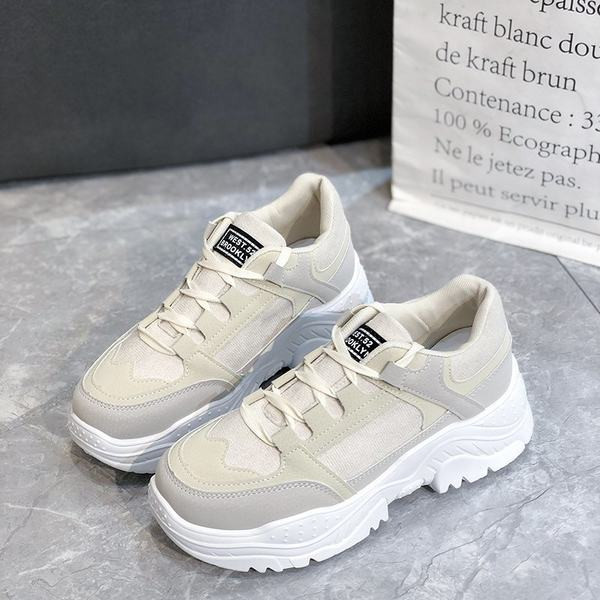 Pavasara sieviešu vasaras kedas ar mežģīnēm trīs krāsās